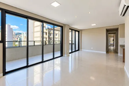 Apartamento com 4 Quartos para alugar, 144m² no Cruzeiro, Belo Horizonte