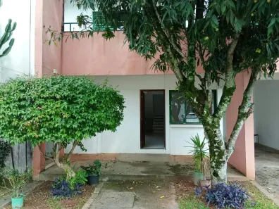 Casa de Condomínio com 3 Quartos para alugar, 140m² no Jardim Belizário, Cotia
