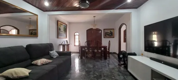 Casa com 3 Quartos à venda, 264m² no Vila Valqueire, Rio de Janeiro