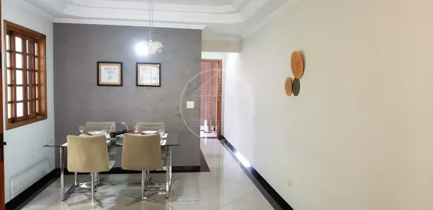 Casa com 3 Quartos à venda, 180m² no Jardim Regis, São Paulo
