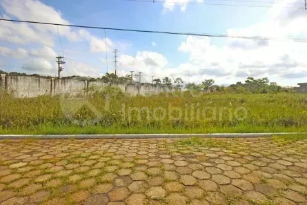Lote/Terreno à venda, 842m² no Boungaiville, Peruíbe