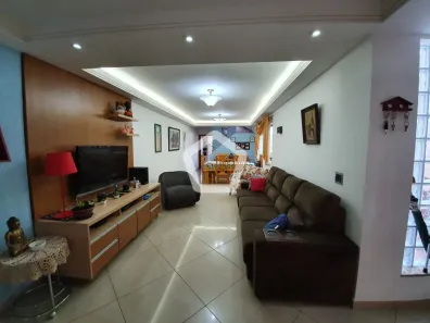 Casa com 3 Quartos à venda, 220m² no Vila Anglo Brasileira, São Paulo