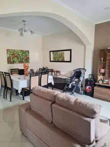 Casa com 3 Quartos à venda, 189m² no Jardim Independência, Taubaté