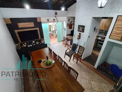 Sobrado com 3 Quartos à venda, 220m² no Nova Gerty, São Caetano do Sul