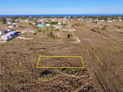 Lote/Terreno à venda, 324m² no , Balneário Arroio do Silva