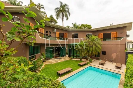 Casa com 3 Quartos à venda, 596m² no Jardim Guedala, São Paulo