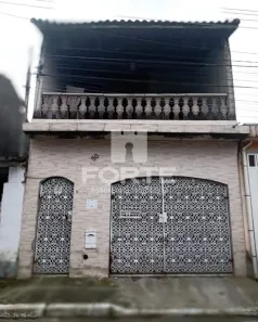 Sobrado com 3 Quartos à venda, 220m² no Centro, Poá