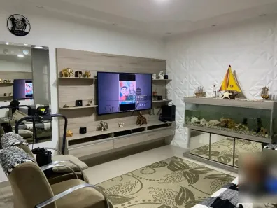 Casa com 2 Quartos à venda, 100m² no Centro, Jacareí
