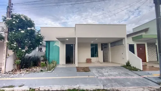Casa de Condomínio com 3 Quartos para alugar, 150m² no Marabaixo, Macapá