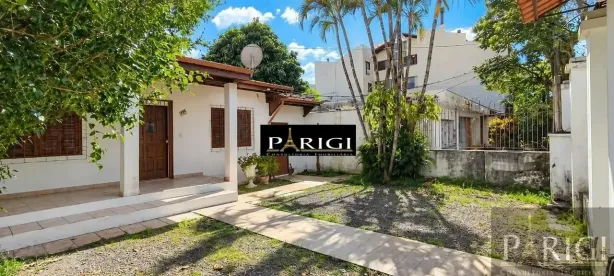Casa com 3 Quartos para alugar, 200m² no Passo da Areia, Porto Alegre