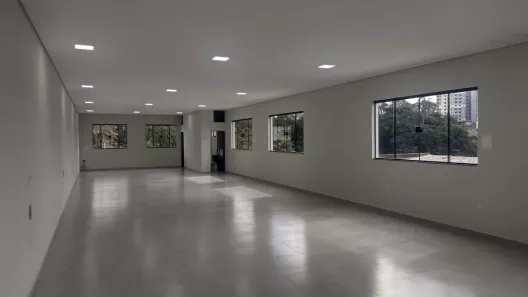 Sala Comercial para alugar, 250m² no Vila Carmosina, São Paulo