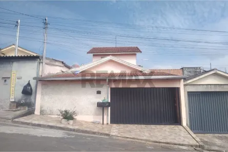 Casa com 4 Quartos à venda, 215m² no Parque São Sebastião, Poços de Caldas