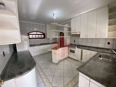 Sobrado com 5 Quartos à venda, 439m² no Parque Residencial Jaguari, Americana