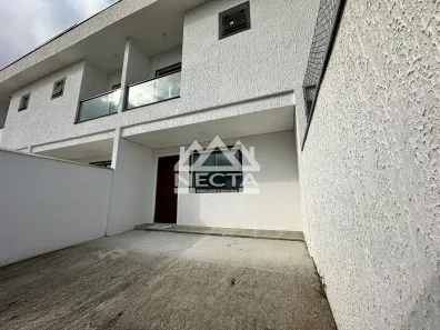 Sobrado com 2 Quartos à venda, 70m² no Estância Balneária Hawai, Caraguatatuba