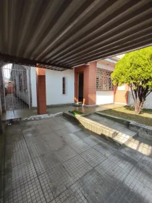 Casa com 4 Quartos à venda, 360m² no Teresópolis, Porto Alegre