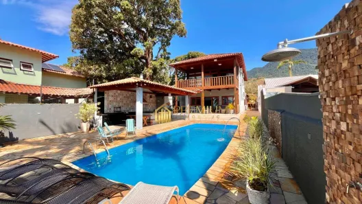 Sobrado com 4 Quartos à venda, 405m² no São Francisco da Praia, São Sebastião