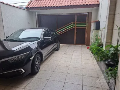 Sobrado com 3 Quartos à venda, 180m² no Parque das Américas, Mauá