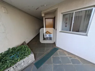Apartamento com 3 Quartos para alugar, 120m² no Osvaldo Rezende, Uberlândia