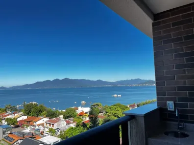 Apartamento com 2 Quartos à venda, 86m² no Abraão, Florianópolis