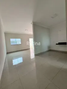 Casa com 2 Quartos à venda, 72m² no Jardim Brasília, Uberlândia