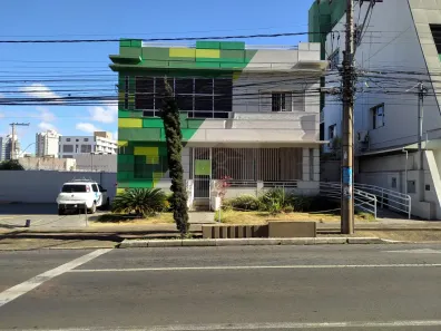 Prédio Comercial para alugar, 626m² no Centro, Uberlândia