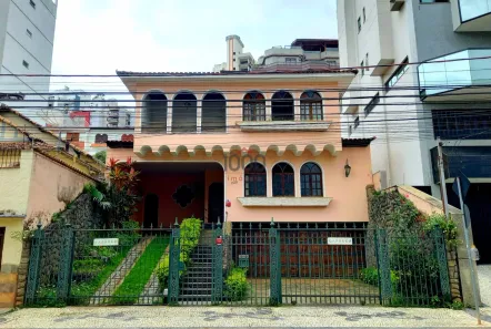 Casa com 4 Quartos para venda ou aluguel, 369m² no Bom Pastor, Juiz de Fora