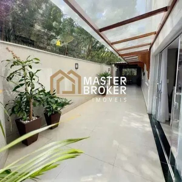 Casa com 3 quartos — Santo Antônio, Belo Horizonte