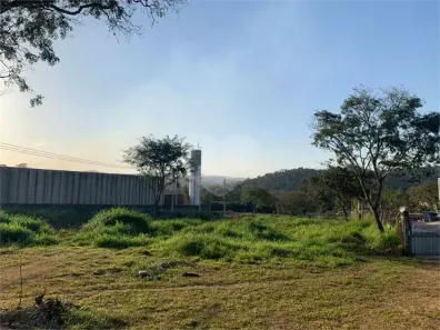 à venda, 2005m² no Jardim dos Pinheiros, Atibaia