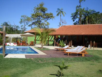 Fazenda/Sítio com 8 Quartos à venda, 305m² no Camburi, São Sebastião