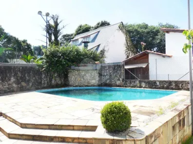 Sobrado com 4 Quartos à venda, 850m² no Jardim Cordeiro, São Paulo