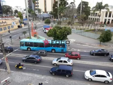 Prédio Comercial para alugar, 1700m² no Centro, São José dos Campos