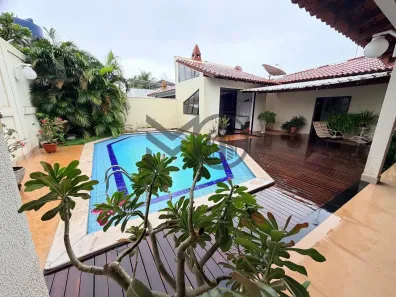 Casa de Condomínio com 4 Quartos à venda, 190m² no Pico do Amor, Cuiabá