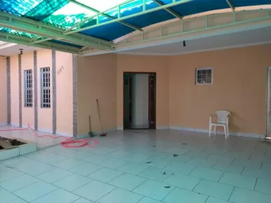 Casa com 2 Quartos à venda, 200m² no Jardim Vitória, Marília
