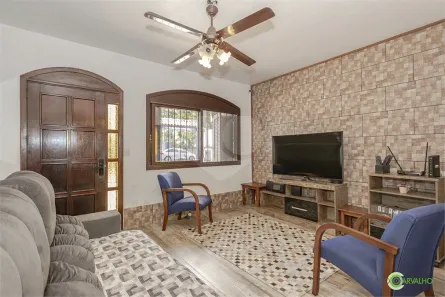 Sobrado com 4 Quartos à venda, 470m² no Cavalhada, Porto Alegre