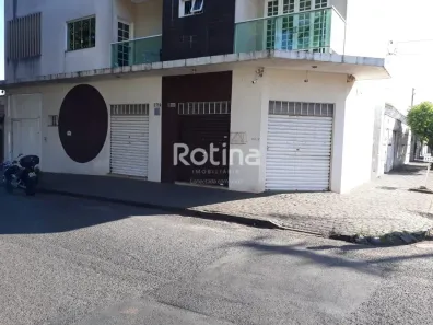 Ponto Comercial para alugar, 130m² no Santa Mônica, Uberlândia