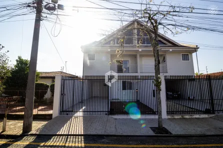 Sobrado com 3 Quartos à venda, 212m² no Bacacheri, Curitiba
