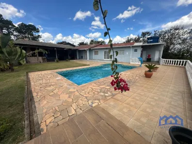 Fazenda/Sítio com 4 Quartos à venda, 1000m² no , Mairinque