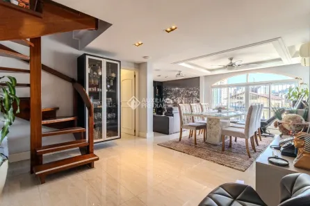 Cobertura com 3 Quartos à venda, 216m² no Mont Serrat, Porto Alegre
