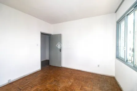 Apartamento com 3 Quartos para alugar, 95m² no São Geraldo, Porto Alegre