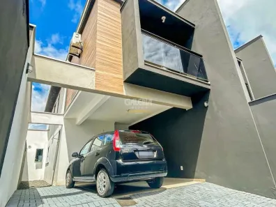 Sobrado com 3 Quartos à venda, 126m² no Floresta, Joinville