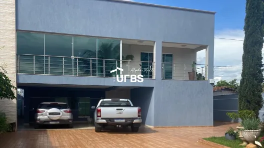 Sobrado com 3 Quartos à venda, 252m² no Setor São José, Goiânia