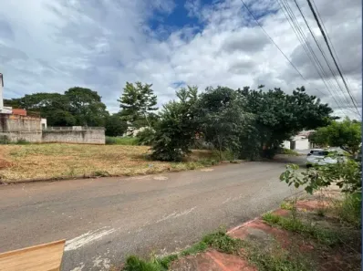 Lote/Terreno à venda, 452m² no Setor Jaó, Goiânia