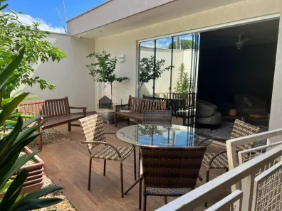 Casa com 3 Quartos para alugar, 338m² no Centro, Piracicaba