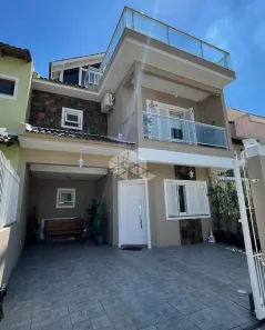 Casa com 3 Quartos à venda, 202m² no Hípica, Porto Alegre