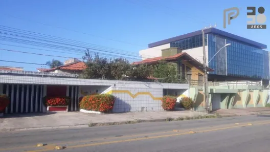 Casa com 10 Quartos à venda, 560m² no Calhau, São Luís