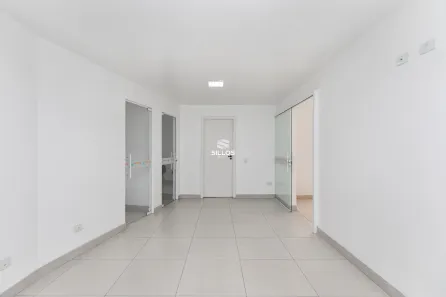 Ponto Comercial para alugar, 240m² no Água Verde, Curitiba