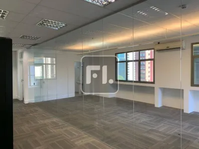 Sala Comercial para alugar, 185m² no Vila Olímpia, São Paulo