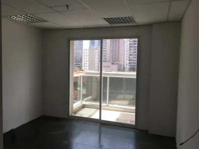 Sala Comercial para alugar, 82m² no Vila Gertrudes, São Paulo
