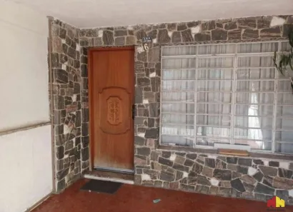 Casa com 2 Quartos para alugar, 95m² no Vila Gomes Cardim, São Paulo