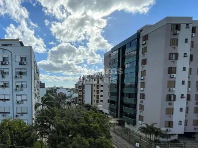 Apartamento com 3 Quartos à venda, 80m² no Passo da Areia, Porto Alegre